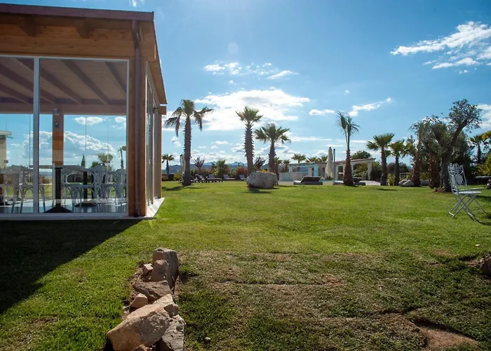 Sacuba & Botanic Golf Club *